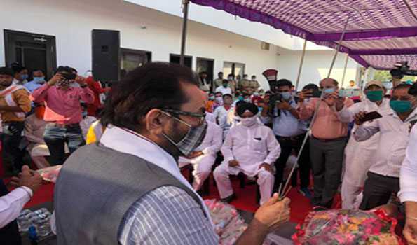 किसानों के जीवन आयेगी खुशहाली : नकवी